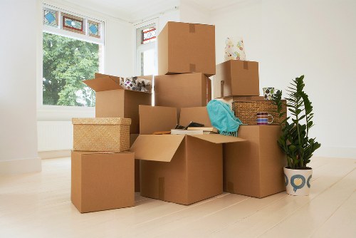 Local packing support for flats and homes in Brixton