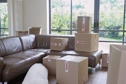 Packing and storing household belongings in Brixton